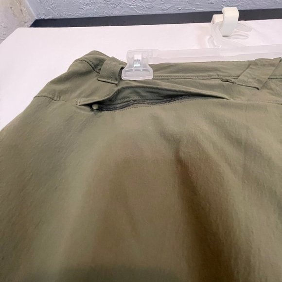 Gander Mtn. Green Outdoor Crop Pants - Picture 9 of 13